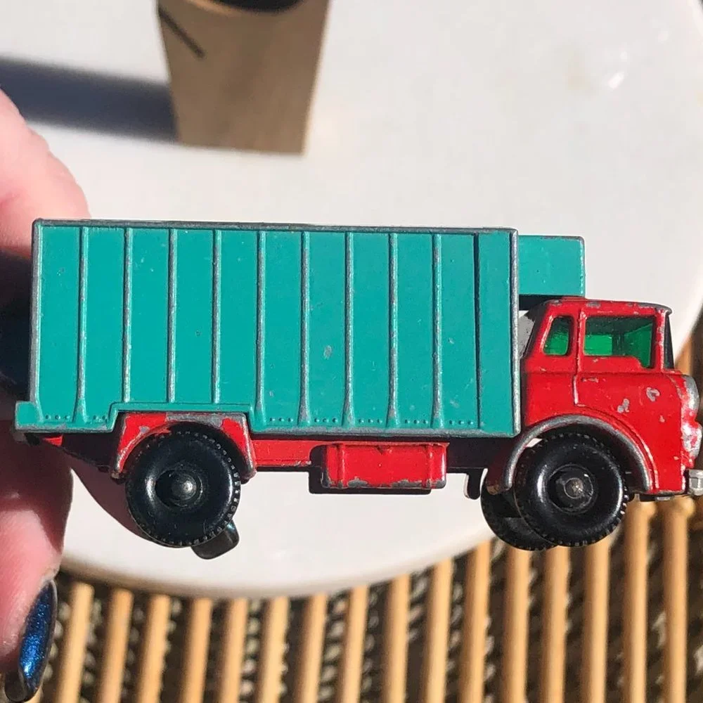 ❤️VINTAGE MATCHBOX Lesney Vintage Green and Red GMC Truck moderate wear 💚